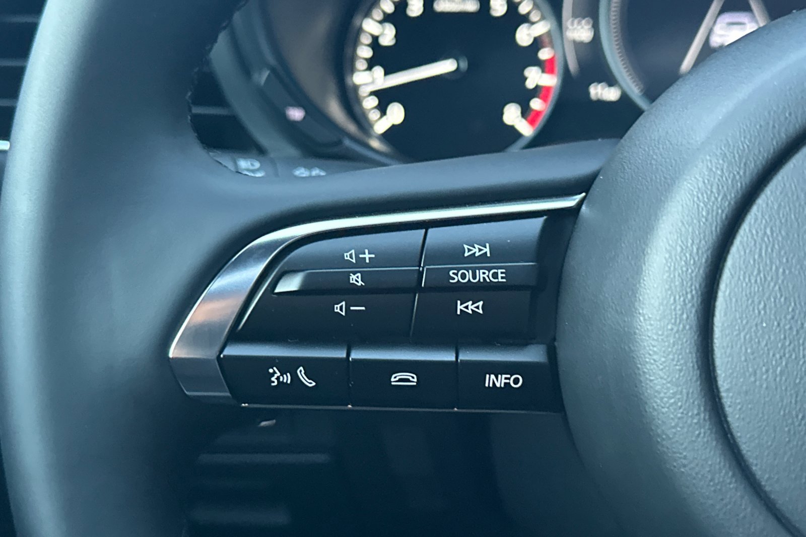 New 2026 MAZDA MAZDA3 2.5 S Hatchback w/ Premium Pkg image 28