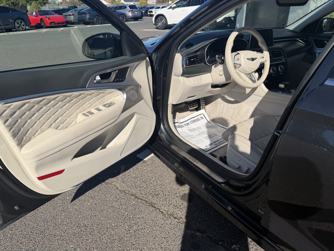 Used 2019 Genesis G70 3.3T Design AWD/4WD image 14