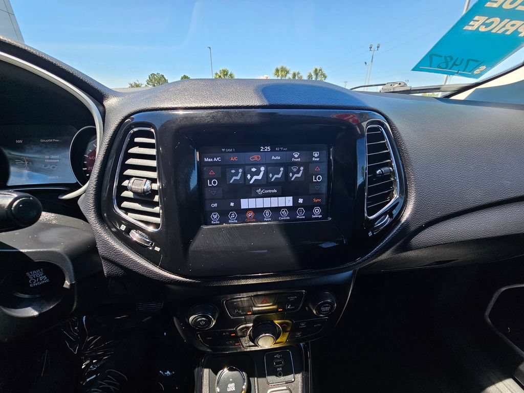 Used 2021 Jeep Compass Latitude w/ Sun and Sound Group AWD/4WD image 21
