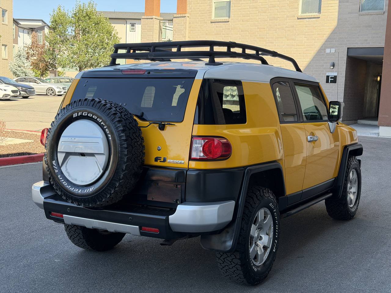 Used 2009 Toyota FJ Cruiser 4WD w/ Upgrade Pkg 2 image 5