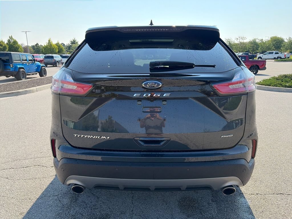 Used 2023 Ford Edge Titanium w/ Equipment Group 301A AWD/4WD image 6