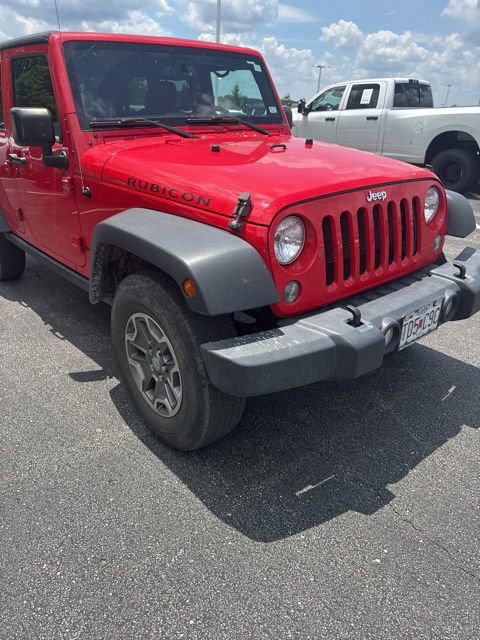 Used 2015 Jeep Wrangler Unlimited Rubicon w/ Connectivity Group AWD/4WD image 12