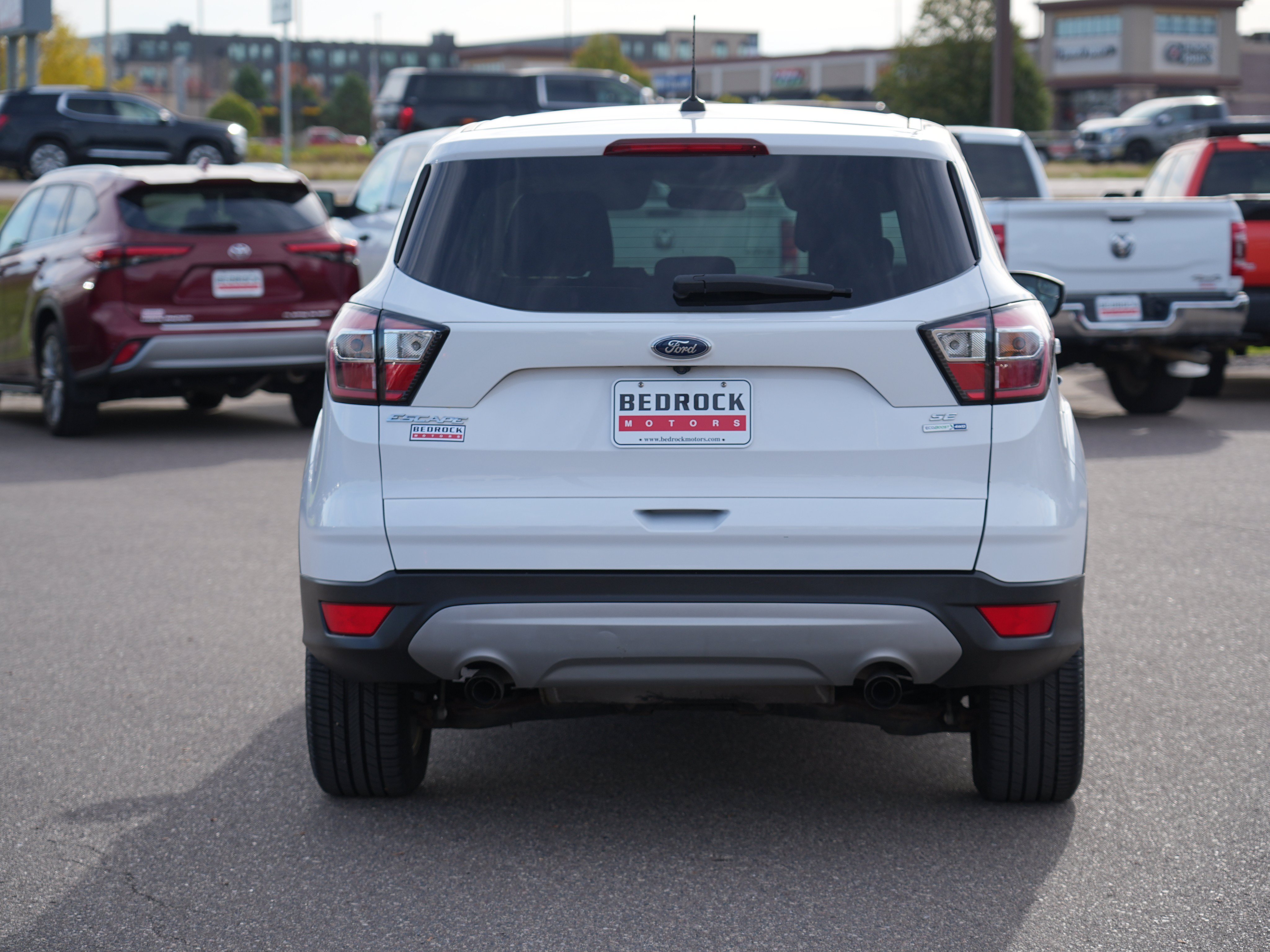 Used 2017 Ford Escape SE AWD/4WD image 4