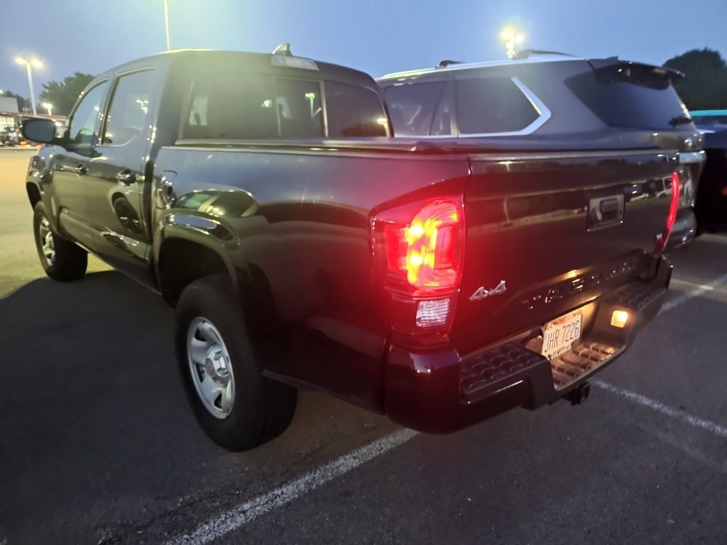 Used 2023 Toyota Tacoma SR AWD/4WD image 4
