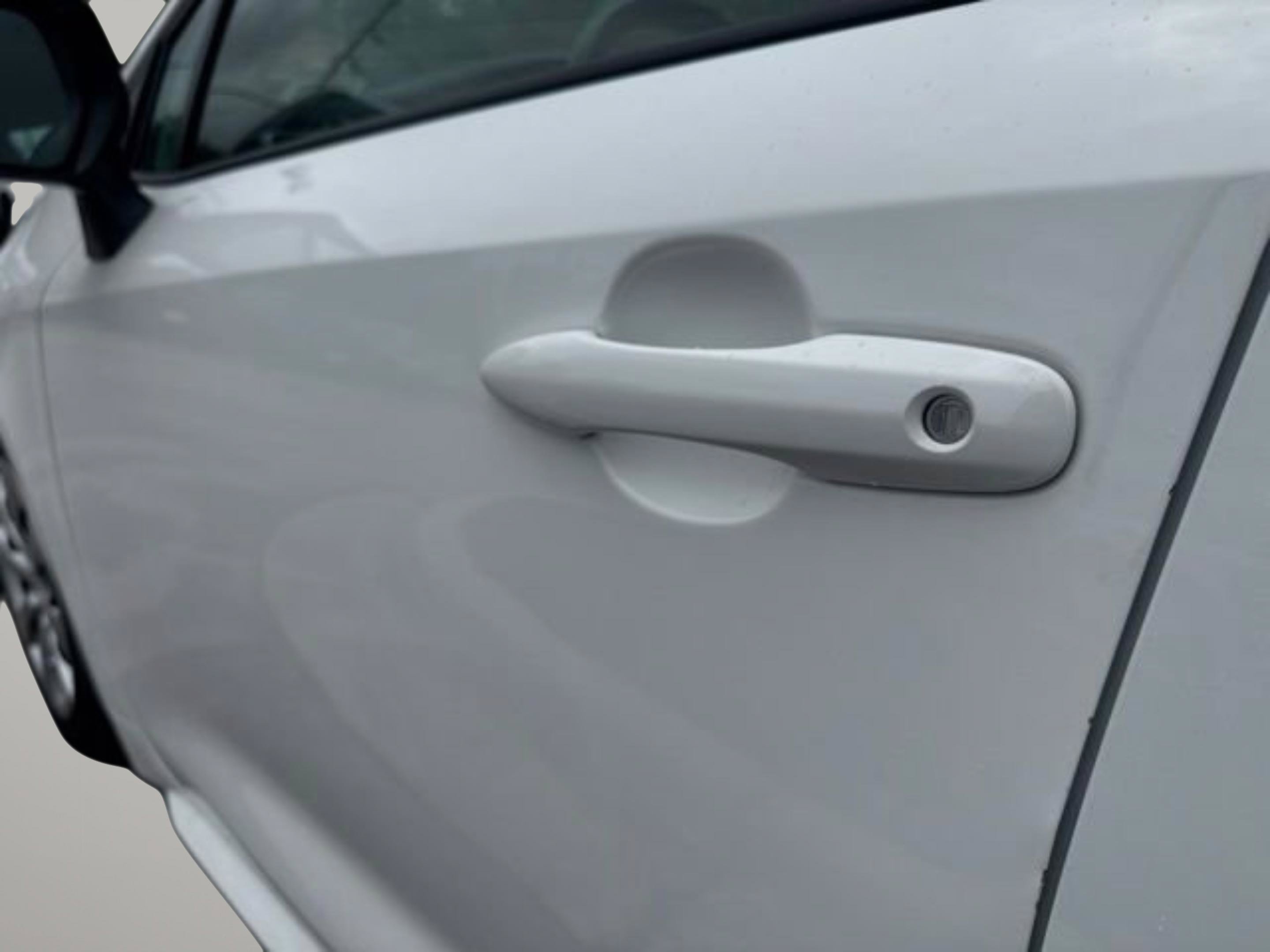 Used 2025 Toyota Corolla LE FWD image 35