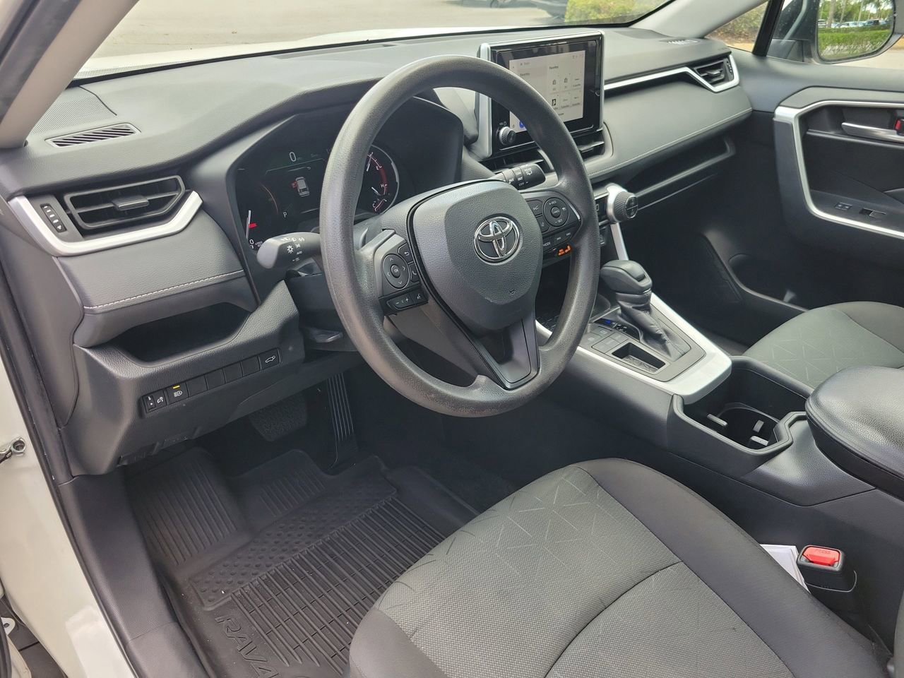 Used 2023 Toyota RAV4 XLE w/ Convenience Package FWD image 16