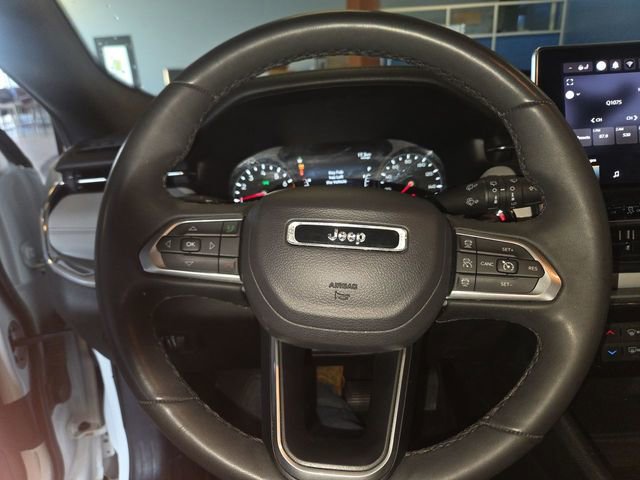 Used 2024 Jeep Compass Limited image 14