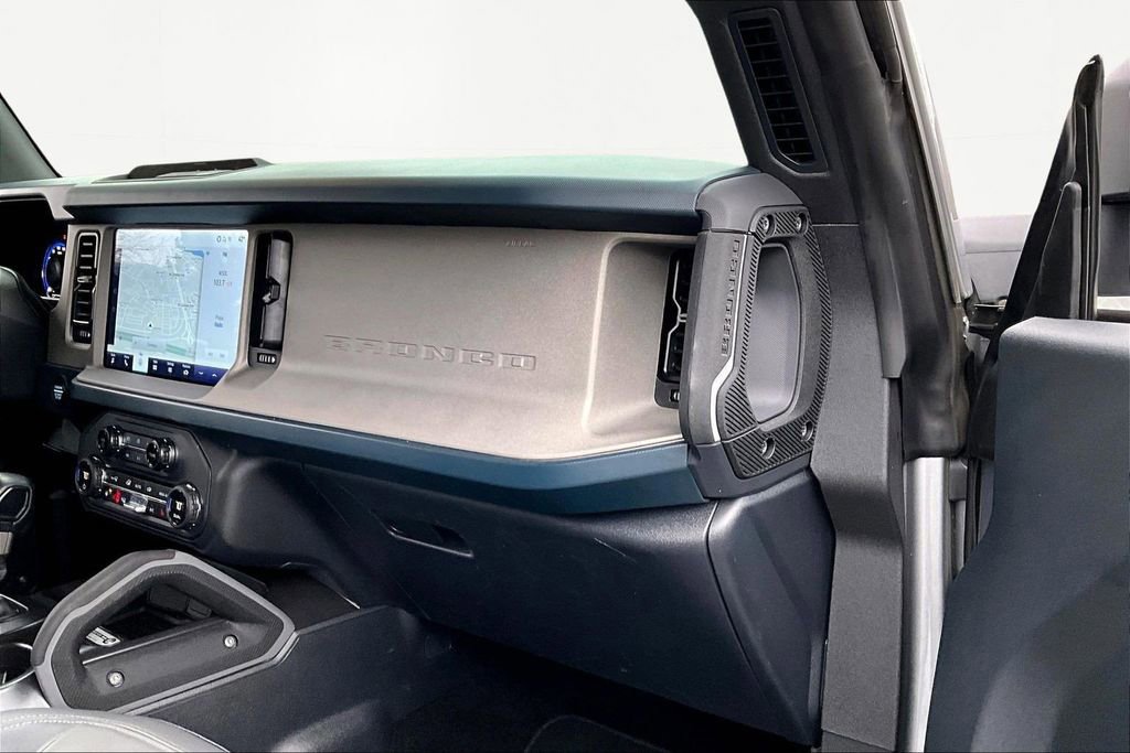 Used 2024 Ford Bronco Outer Banks image 19