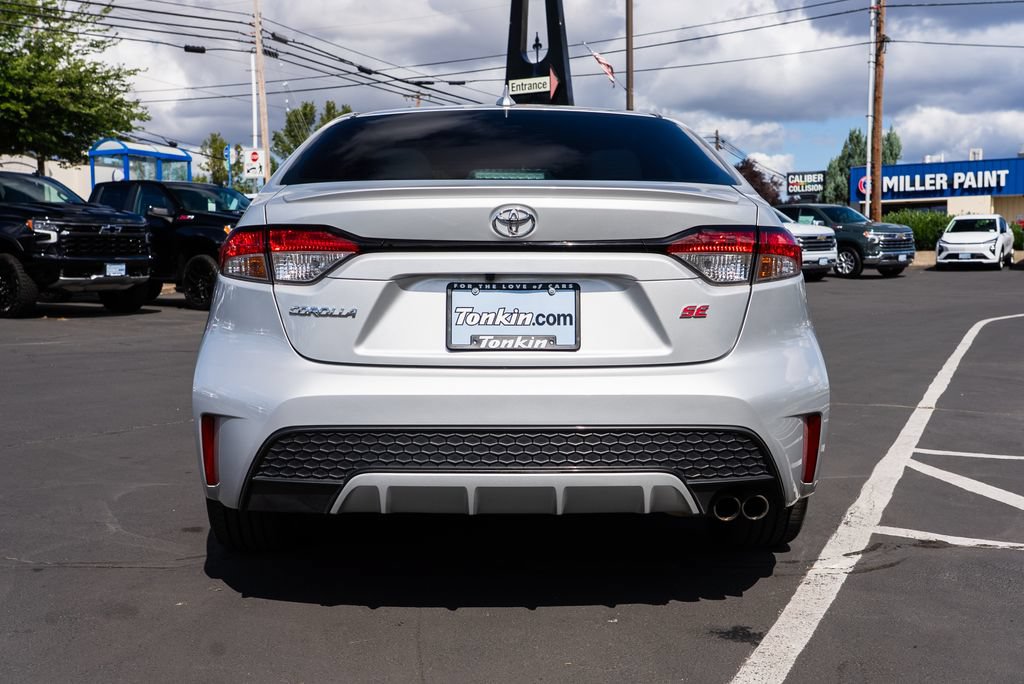Used 2021 Toyota Corolla SE FWD image 4