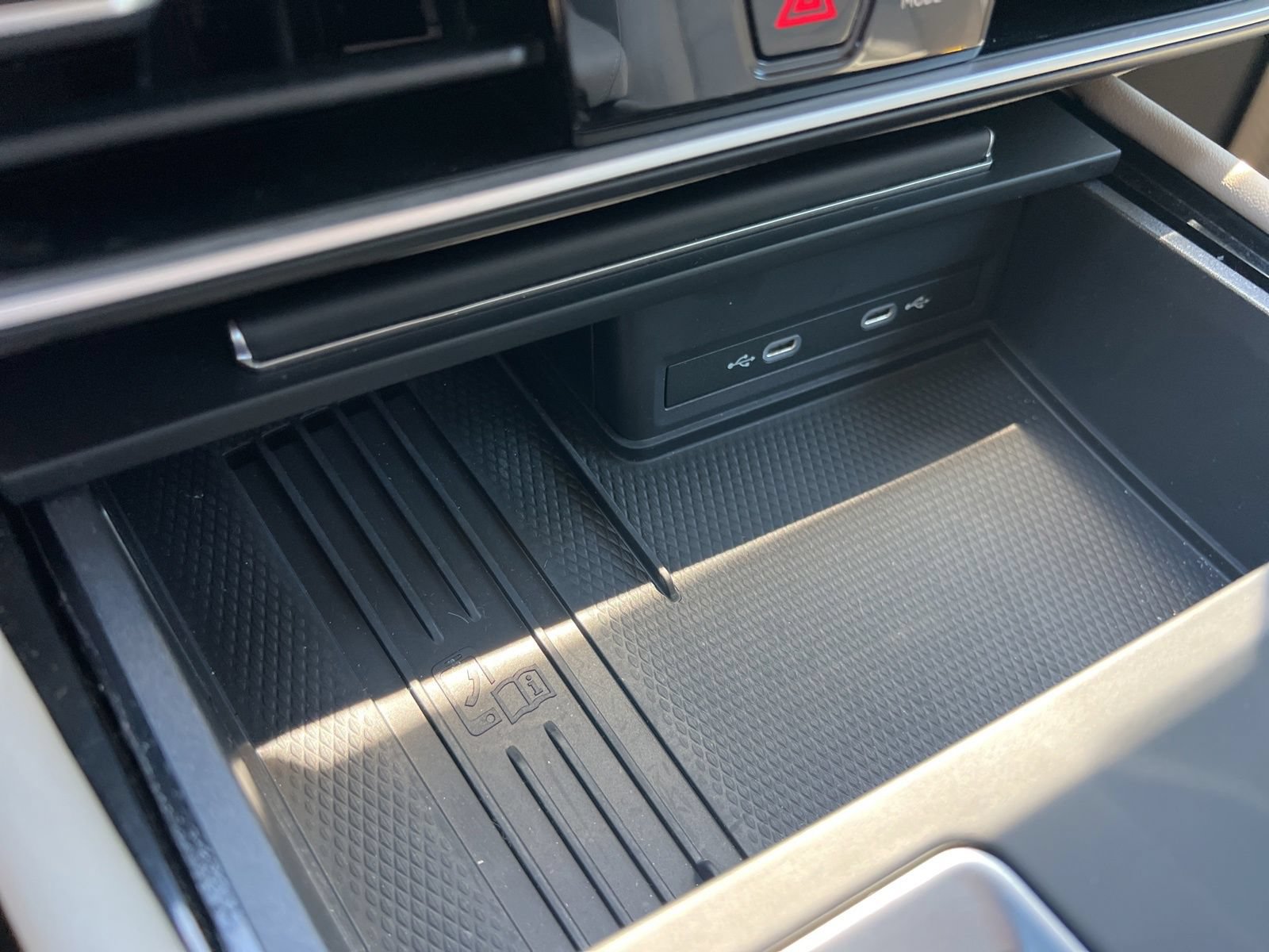 Certified 2026 Volkswagen Atlas SE FWD image 25