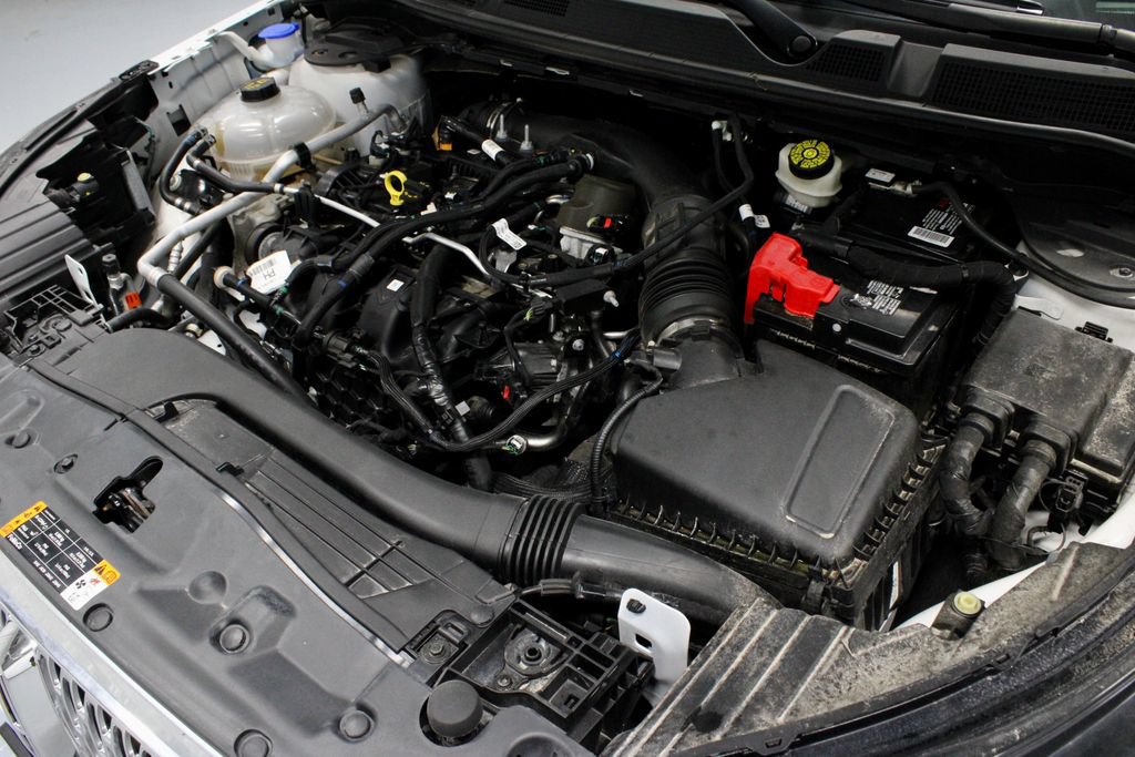 Used 2021 Lincoln Corsair AWD w/ Equipment Group 101A image 18
