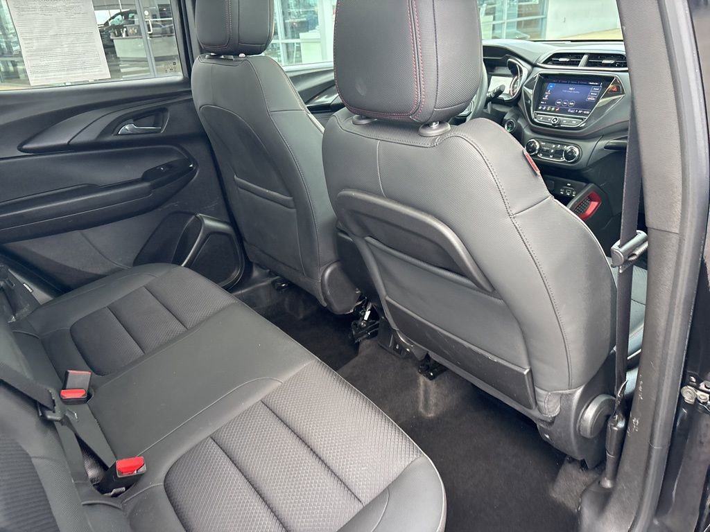 Used 2022 Chevrolet TrailBlazer RS w/ Sun and Liftgate Package image 18