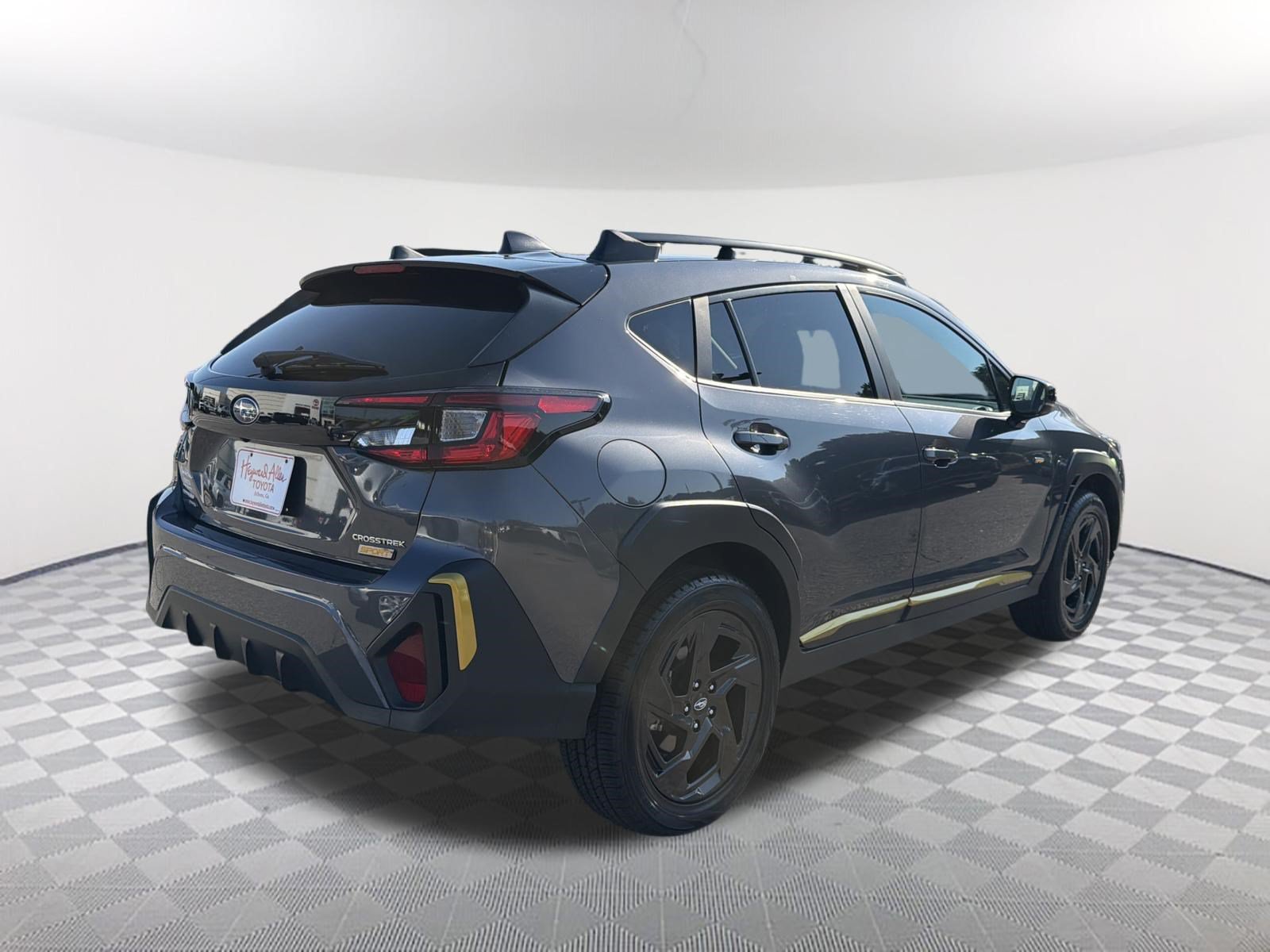 Used 2025 Subaru Crosstrek 2.5i Sport AWD/4WD image 16