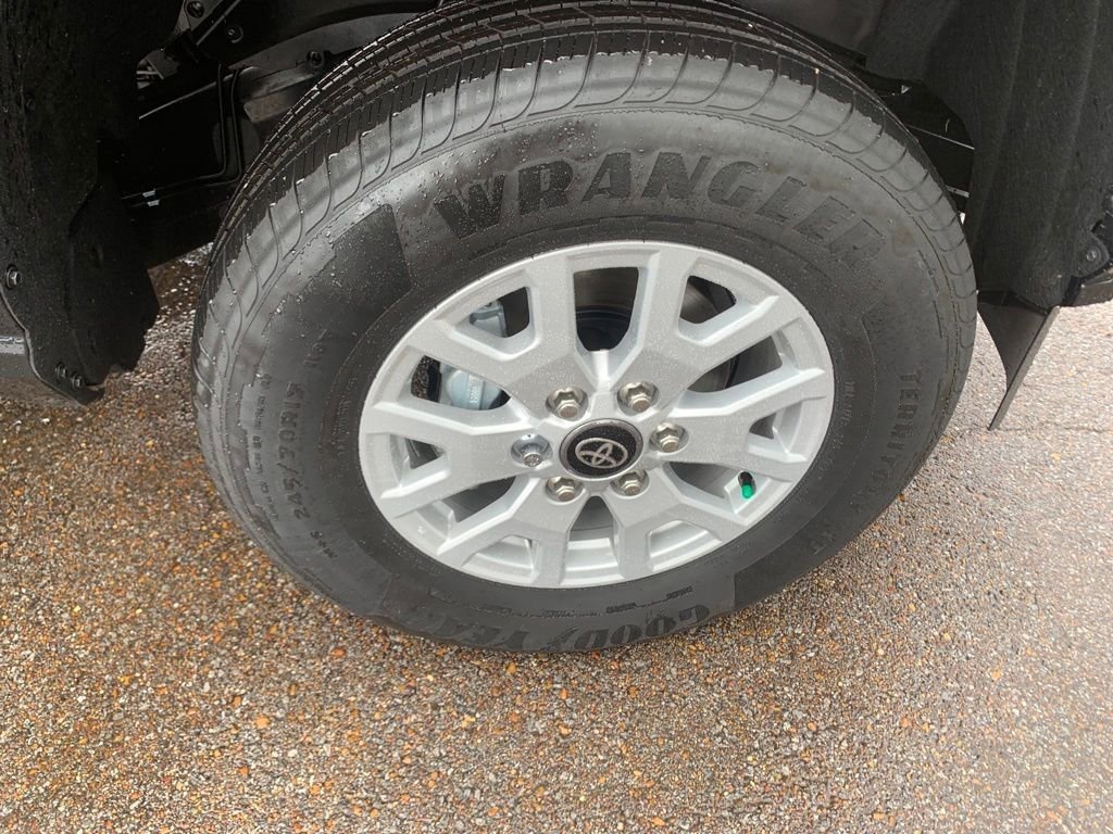 New 2025 Toyota Tacoma SR5 image 10