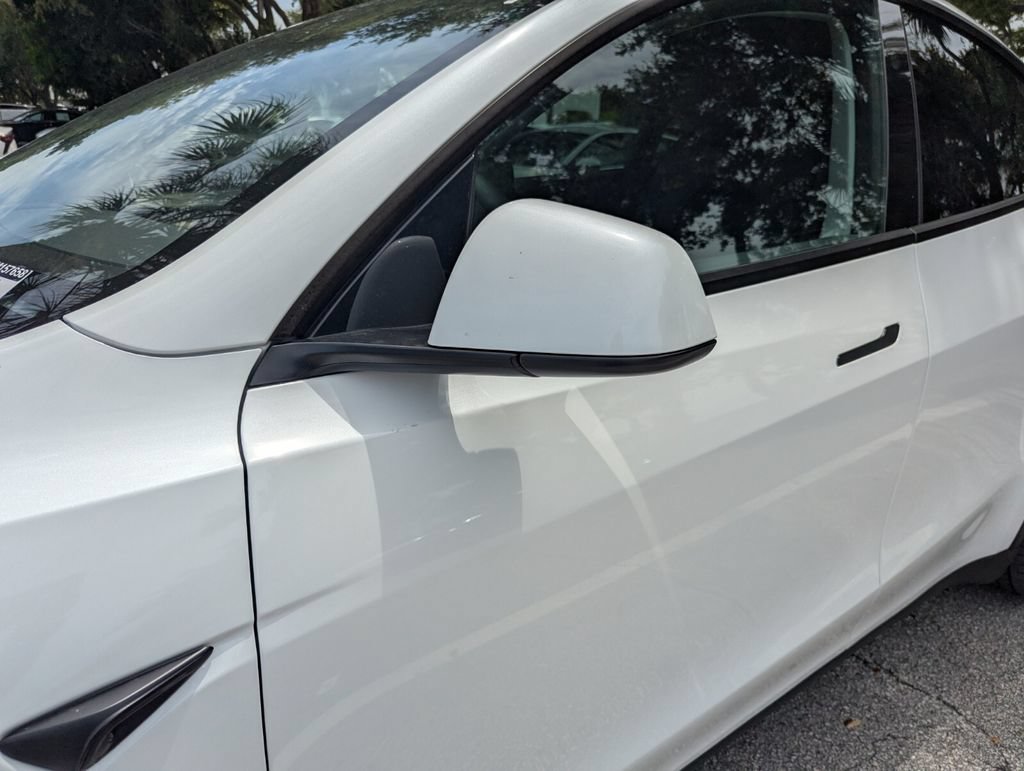 Used 2024 Tesla Model Y Long Range AWD/4WD image 20