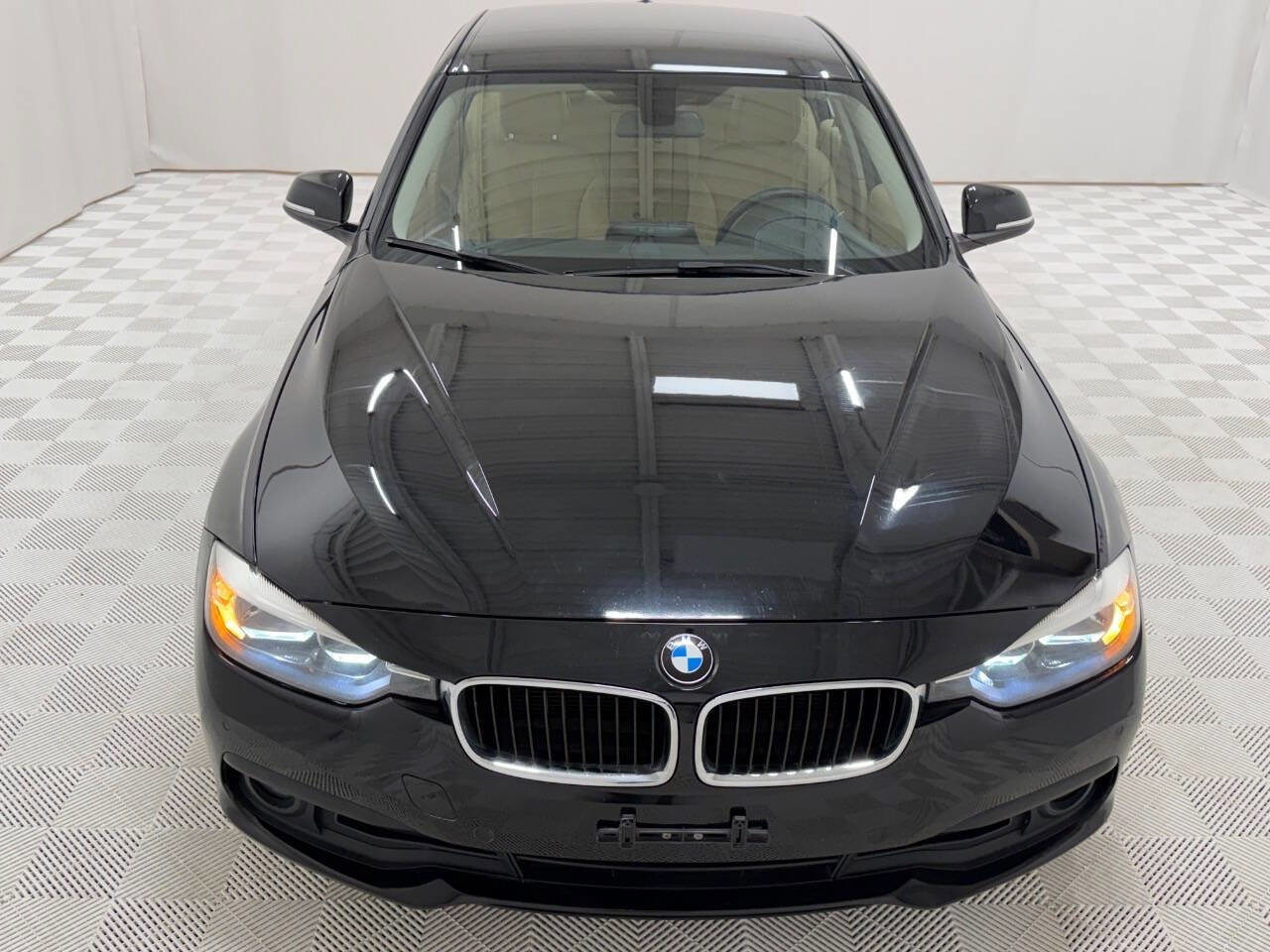 Used 2016 BMW 320i Sedan image 7