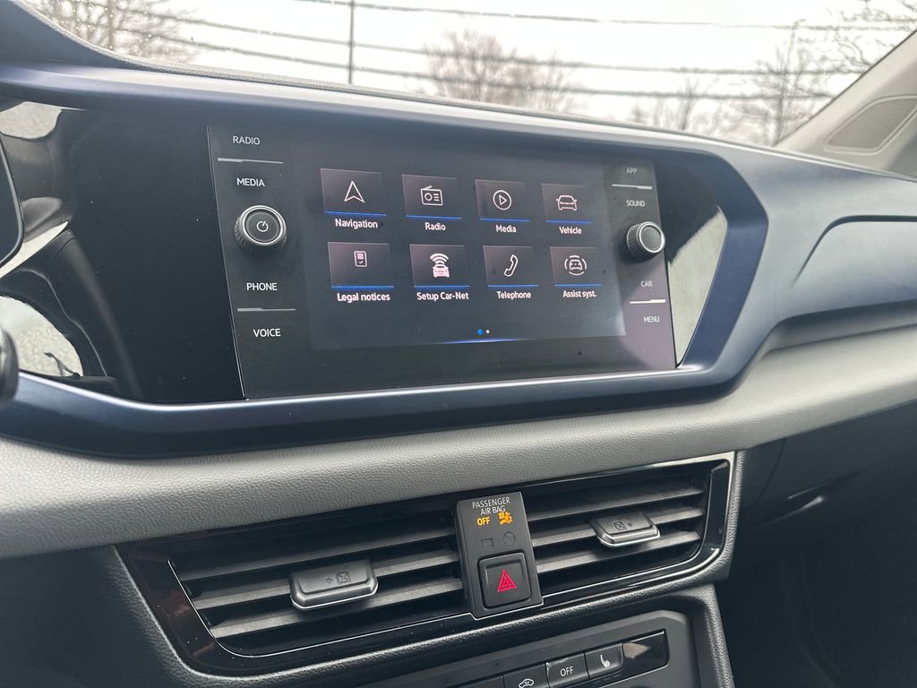 Used 2022 Volkswagen Taos SE image 9