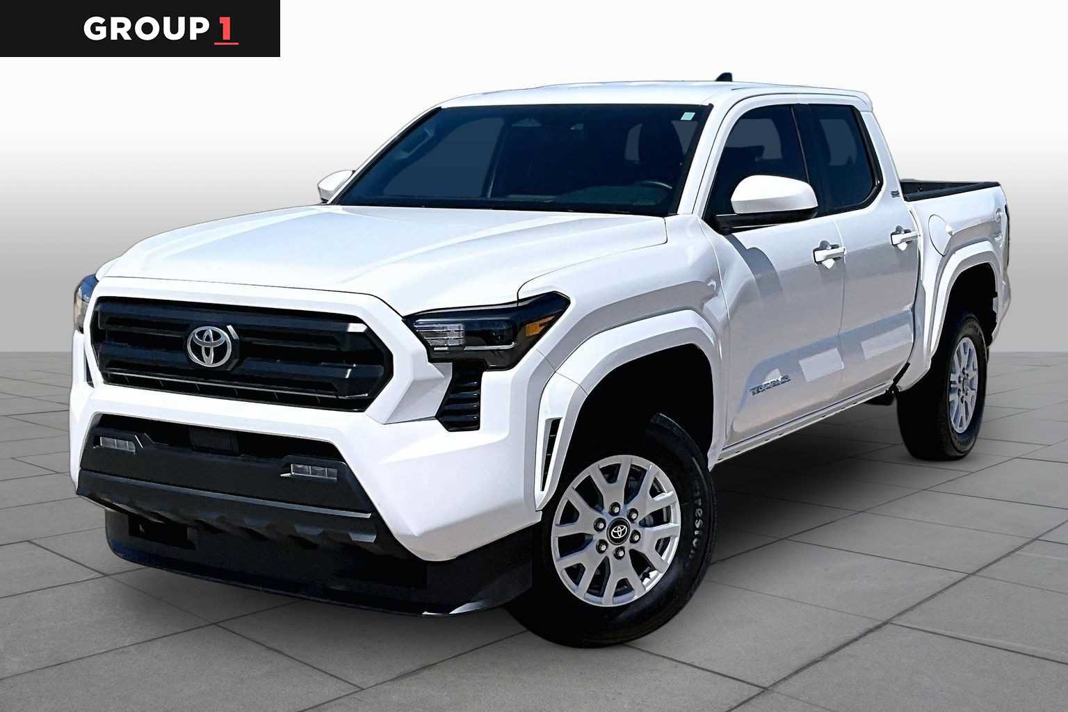 Used 2025 Toyota Tacoma SR5 AWD/4WD video 1