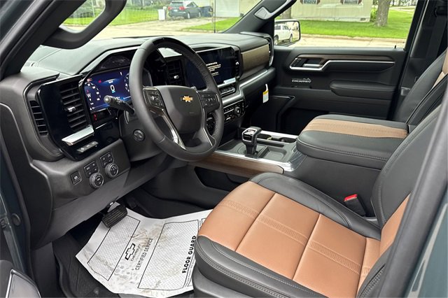 Used 2026 Chevrolet Silverado 1500 High Country image 9