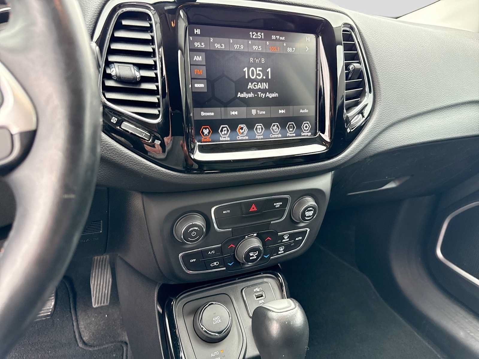 Used 2019 Jeep Compass Limited AWD/4WD image 26
