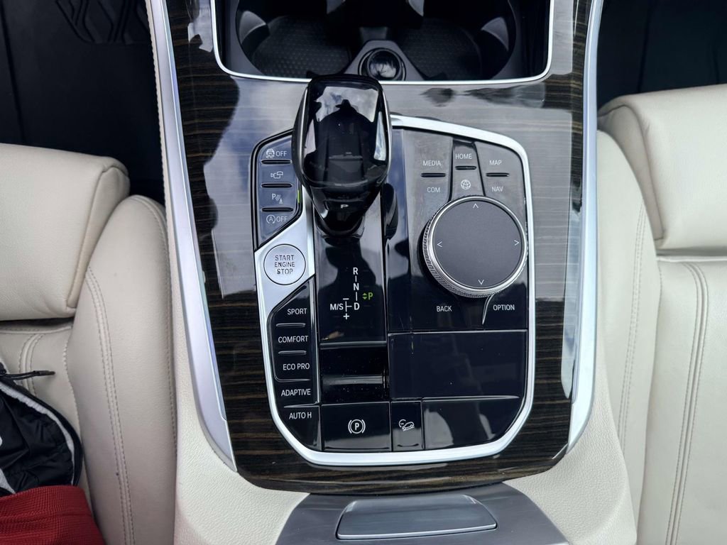 Used 2020 BMW X5 xDrive40i w/ Premium Package image 23