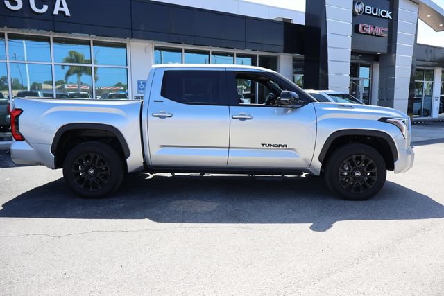 Used 2025 Toyota Tundra Limited AWD/4WD image 6