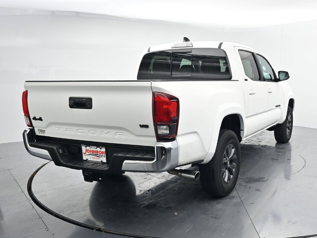 Used 2023 Toyota Tacoma SR5 AWD/4WD image 6