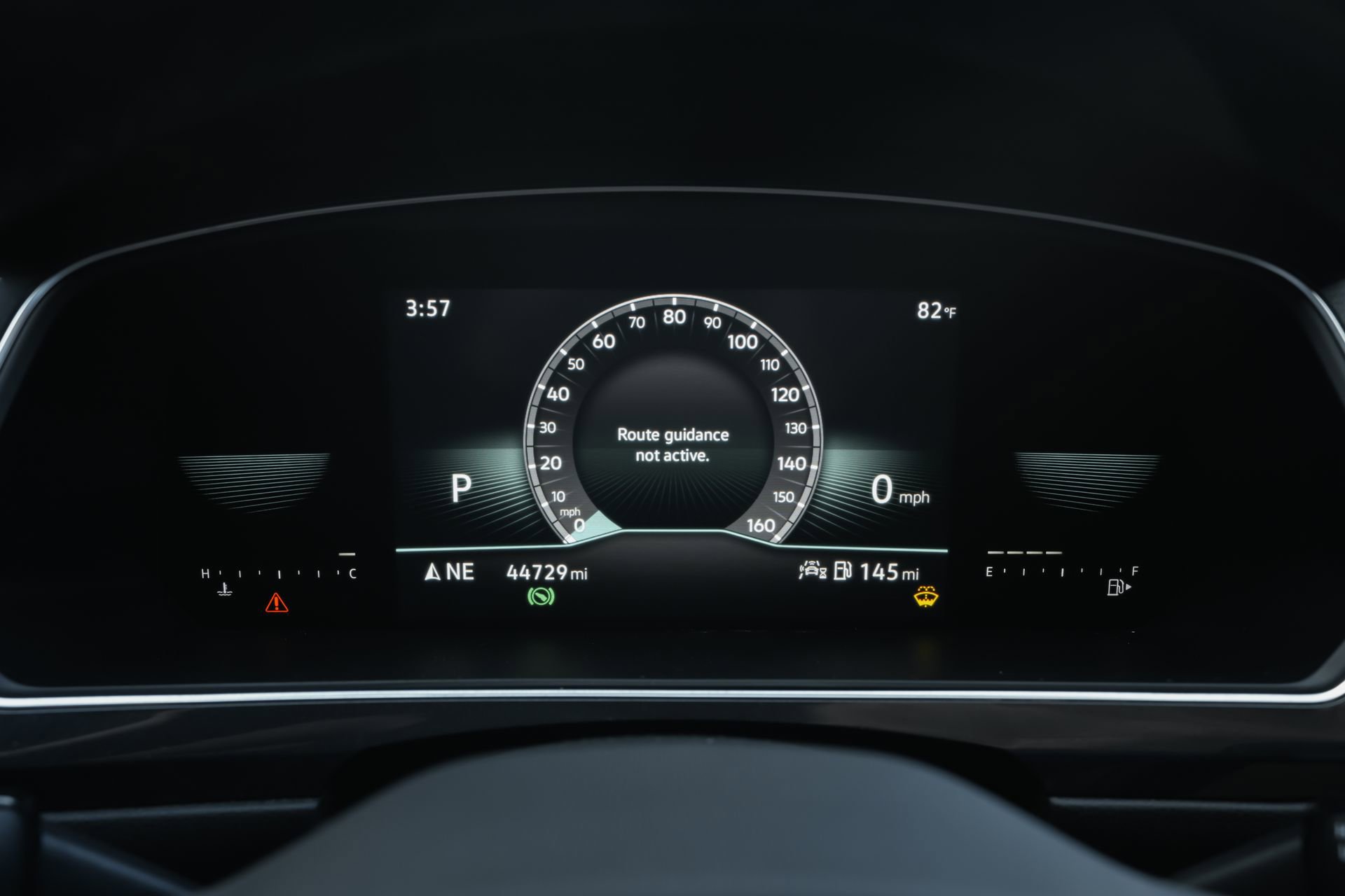 Used 2022 Volkswagen Tiguan SE R-Line image 10