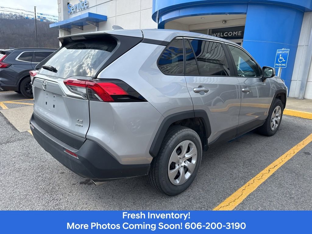 Used 2023 Toyota RAV4 LE image 6