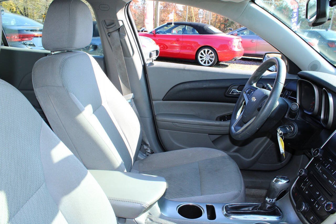 Used 2014 Chevrolet Malibu LS w/ Protection Package FWD image 11