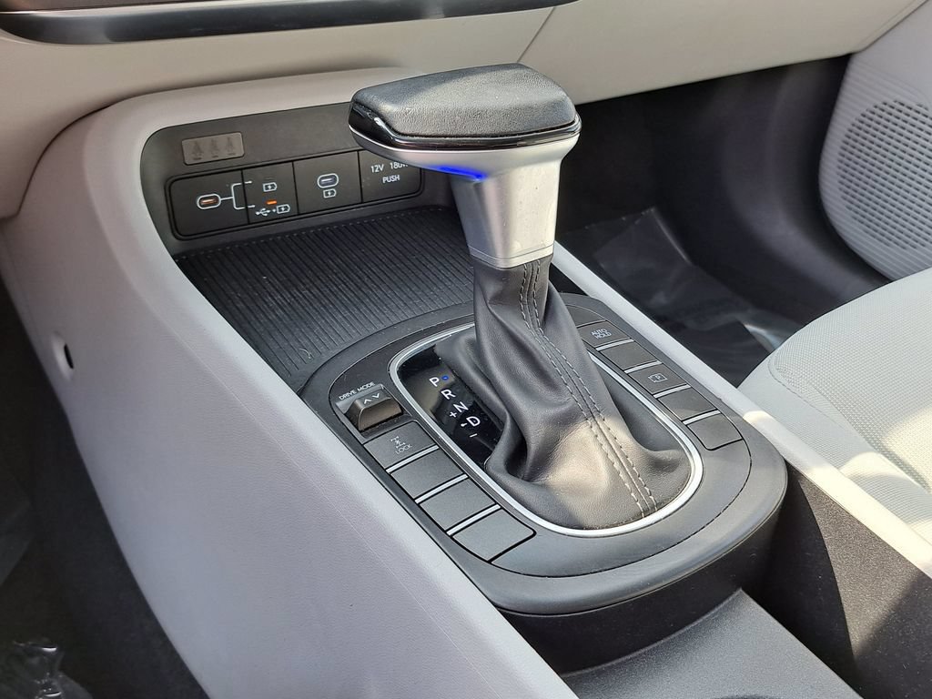 Used 2024 Hyundai Kona SEL AWD/4WD image 13