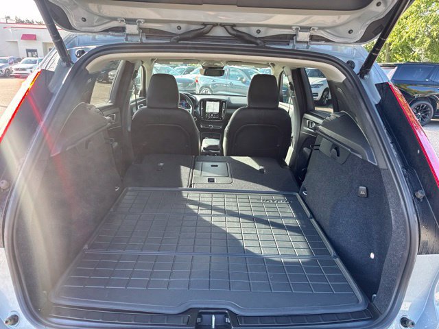 Used 2026 Volvo XC40 B5 Ultra w/ Climate Package AWD/4WD image 12