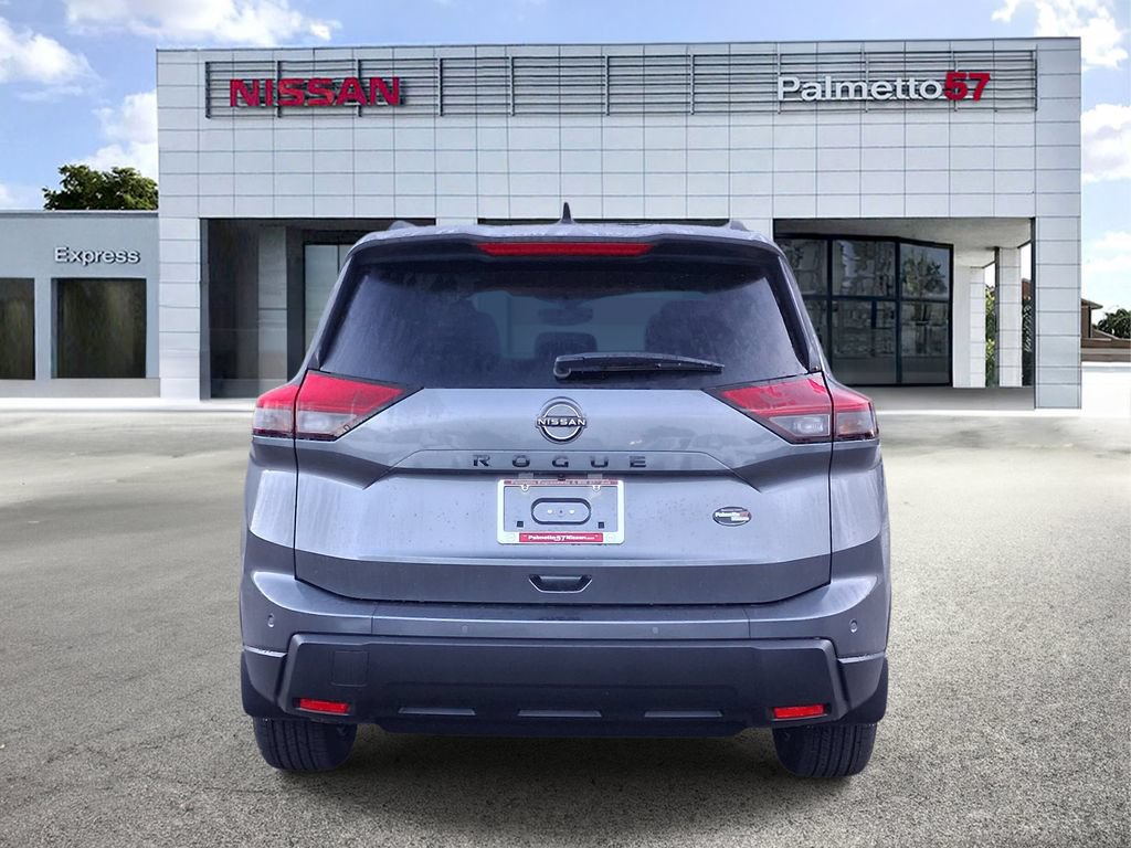 New 2026 Nissan Rogue Dark Armor FWD image 4