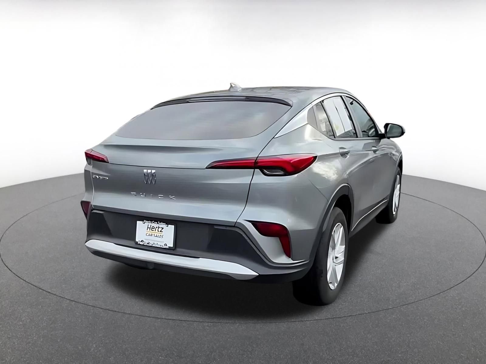 Used 2025 Buick Envista Preferred image 12