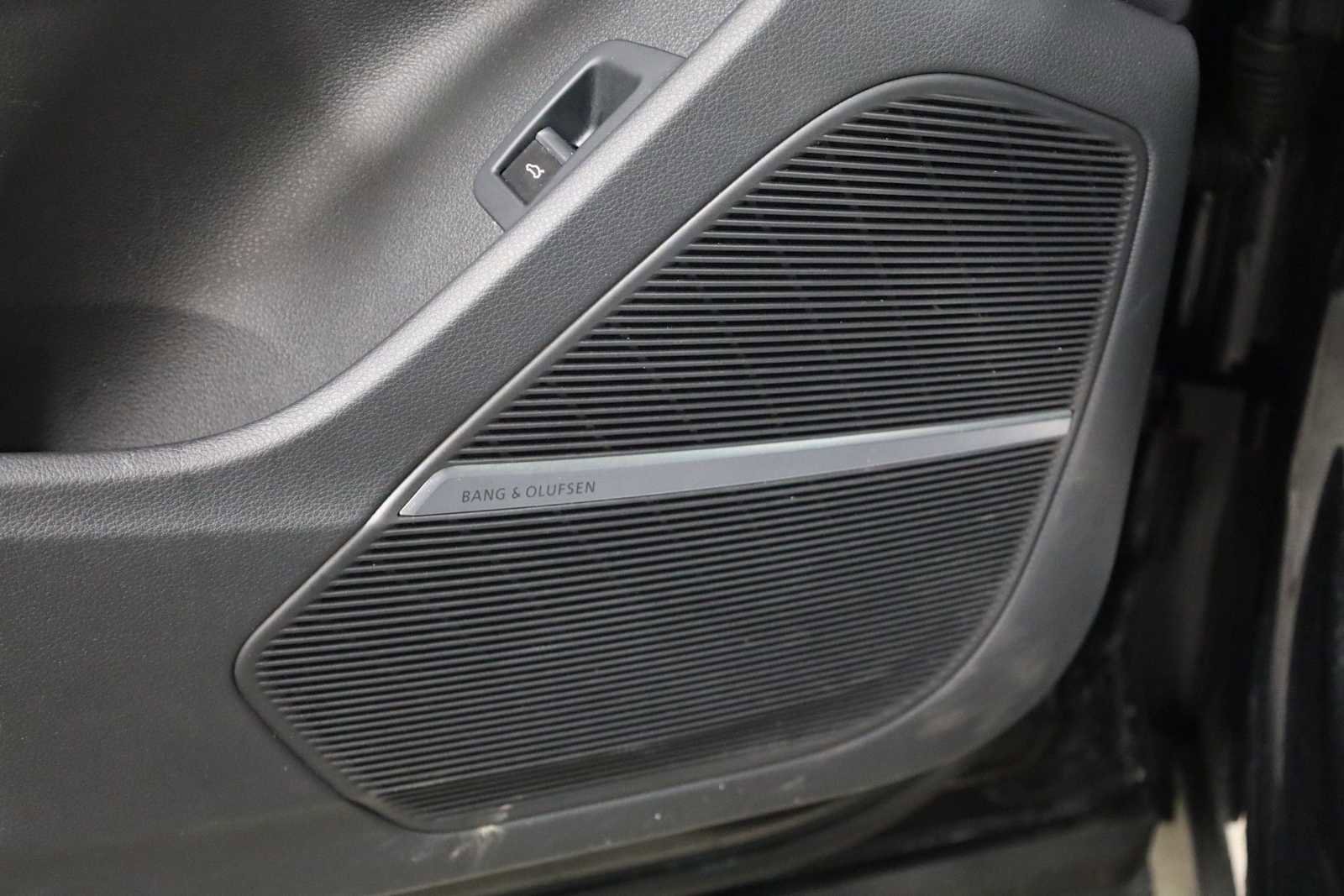 Used 2022 Audi Q7 Premium Plus image 17