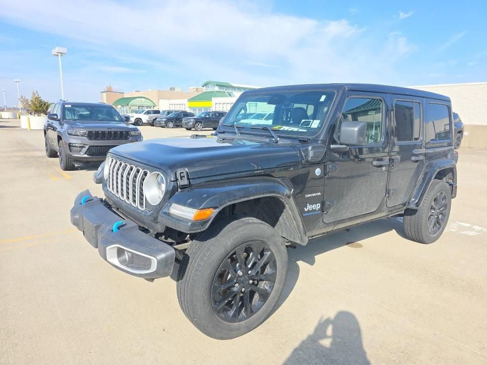 Used 2024 Jeep Wrangler Unlimited Sahara w/ Technology Group image 3