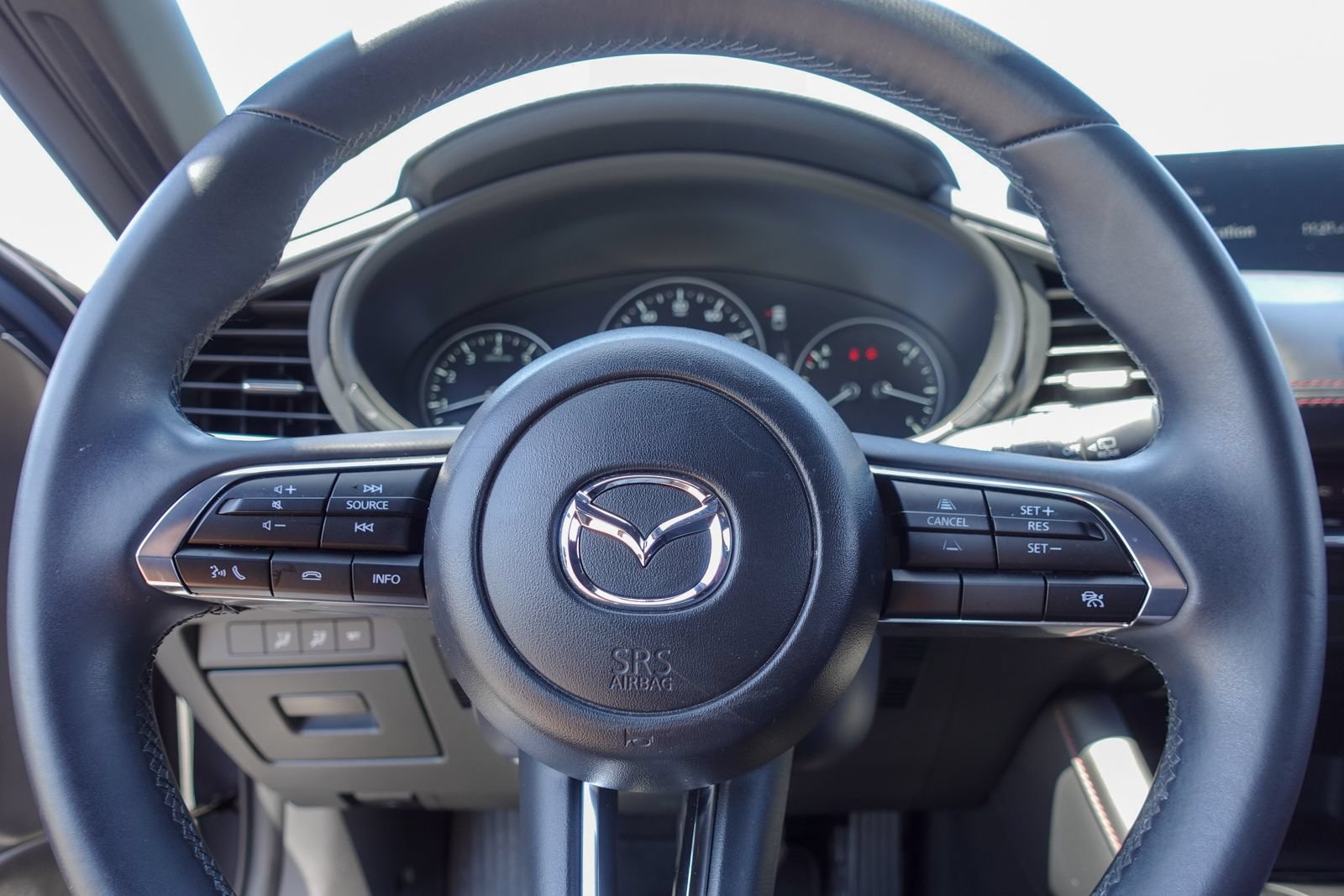 Used 2024 MAZDA MAZDA3 s AWD/4WD image 19