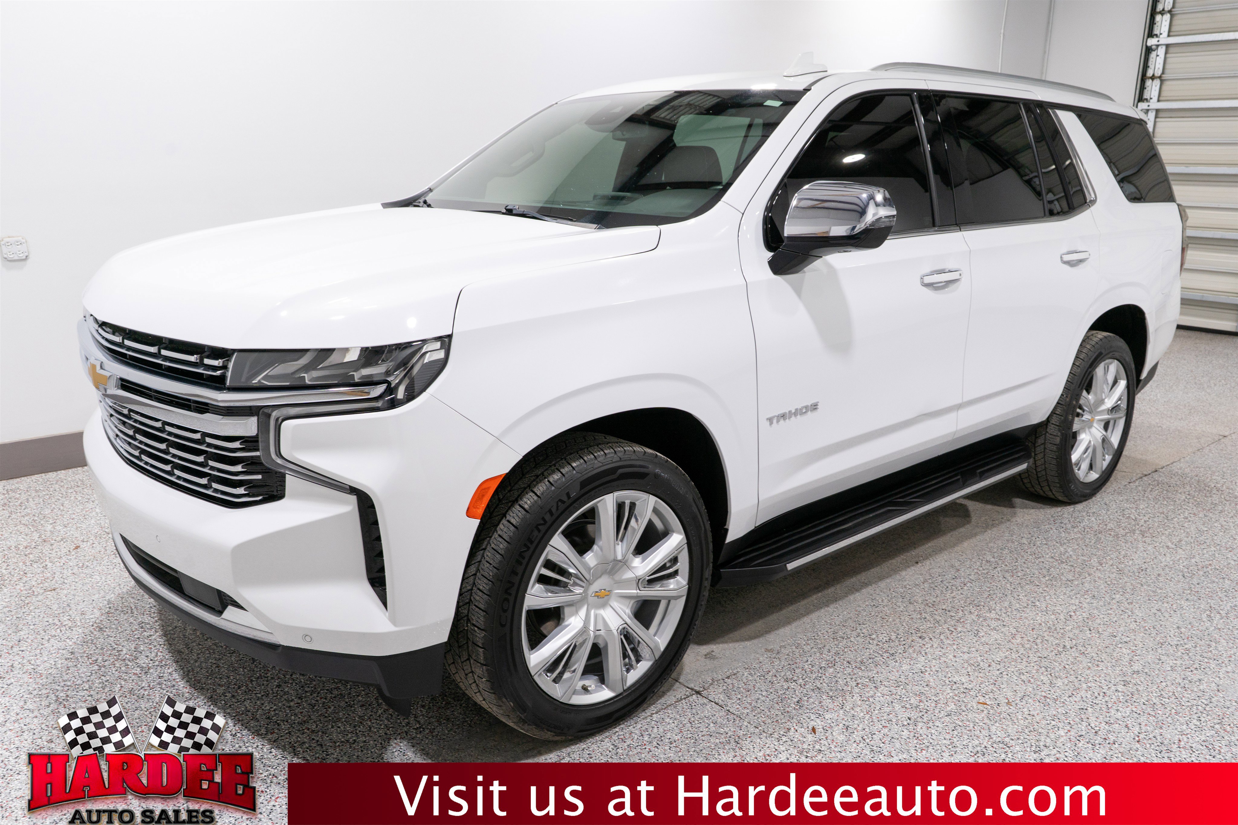Used 2023 Chevrolet Tahoe Premier AWD/4WD image 2