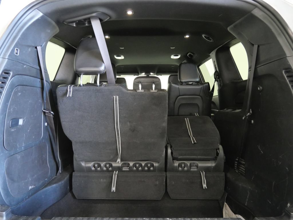 Used 2024 Chrysler Pacifica Limited FWD image 27