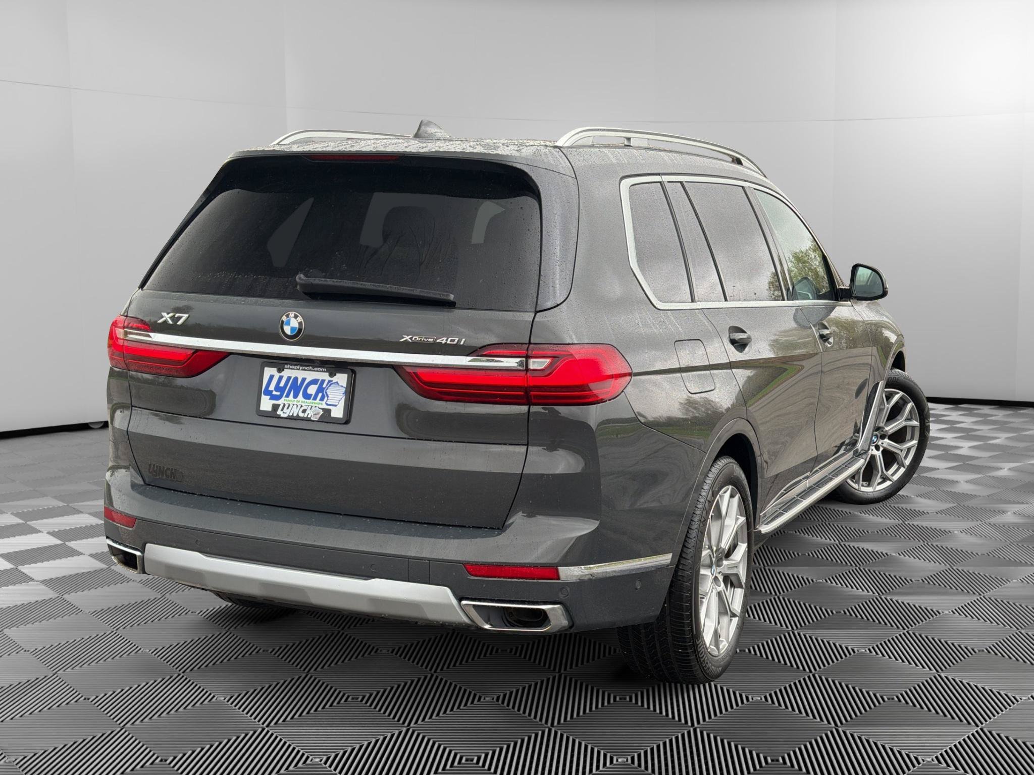 Used 2022 BMW X7 xDrive40i w/ Executive Package AWD/4WD image 4