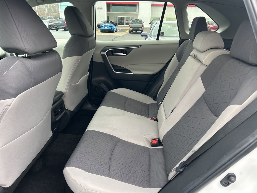 Used 2023 Toyota RAV4 XLE w/ Convenience Package image 13