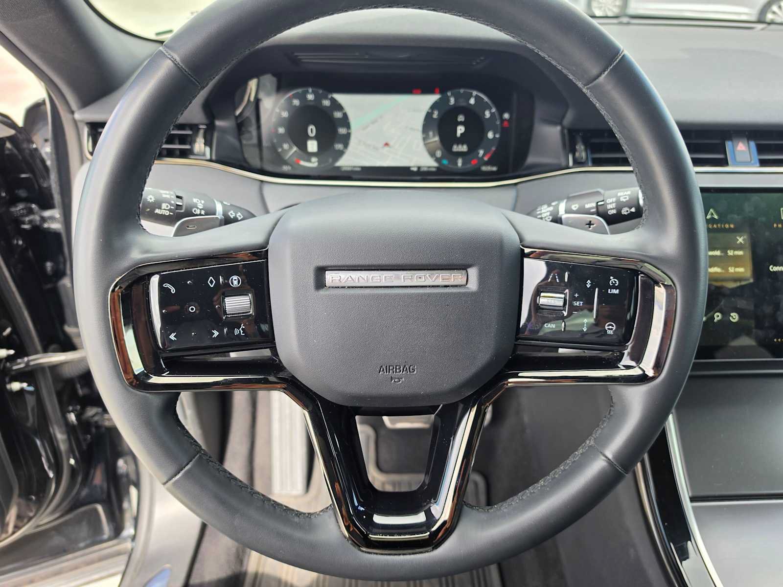 Used 2024 Land Rover Range Rover Evoque Dynamic SE AWD/4WD image 22