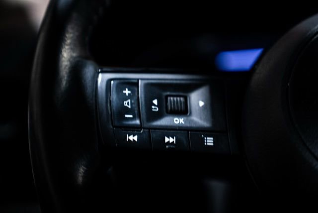 Used 2021 Nissan Rogue SV w/ Premium Package image 20