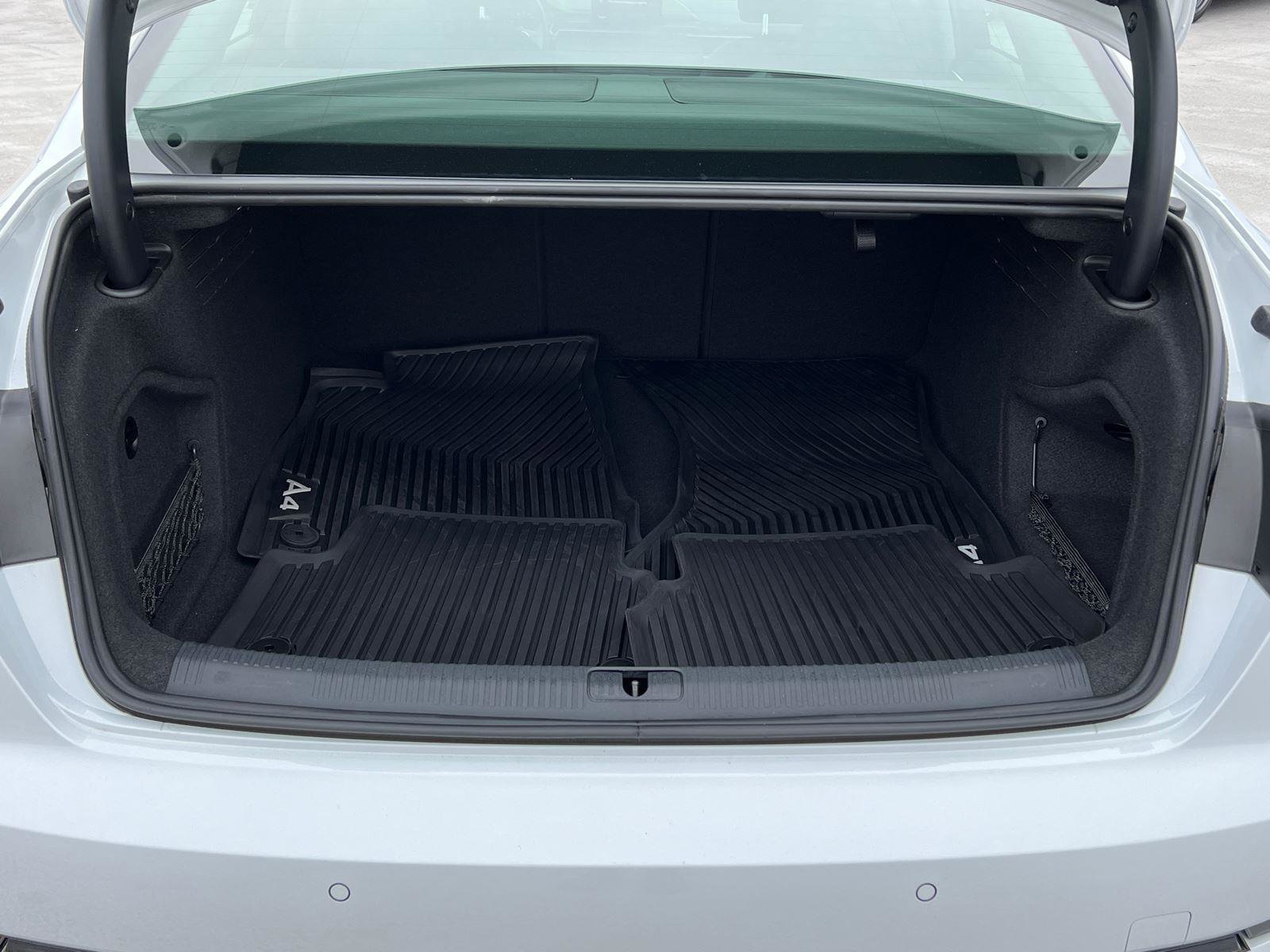 Used 2019 Audi A4 2.0T Premium image 18