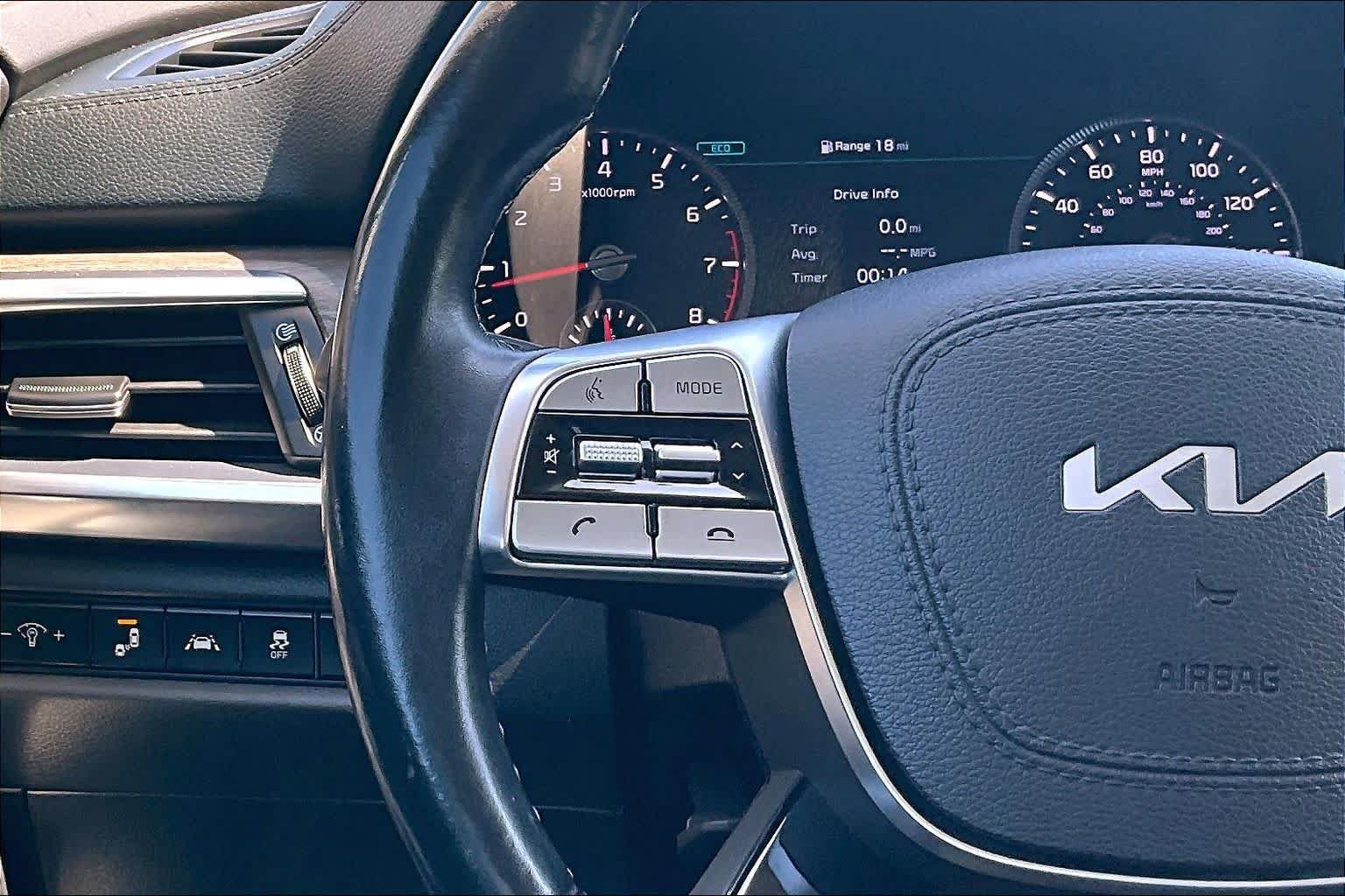 Used 2022 Kia Telluride SX w/ SX Prestige Package AWD/4WD image 24