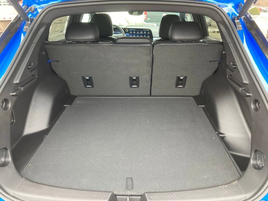 New 2026 Chevrolet Equinox EV LT w/ Convenience Package II image 24