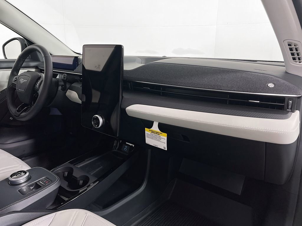Used 2024 Ford Mustang Mach-E Premium image 34