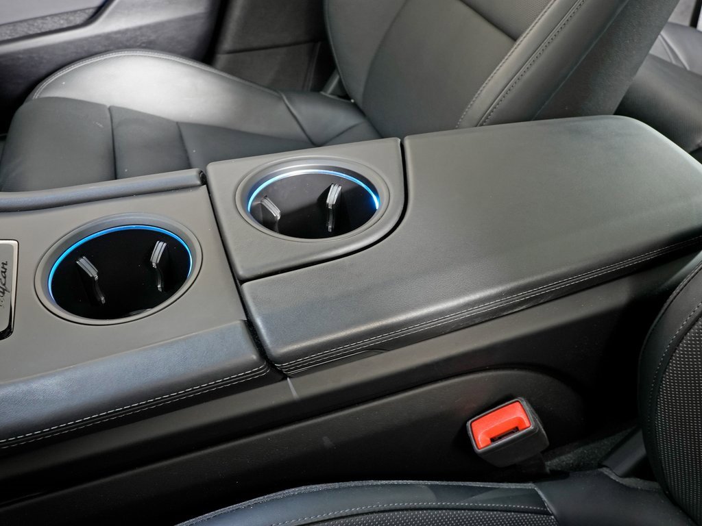 Certified 2024 Porsche Taycan GTS image 32