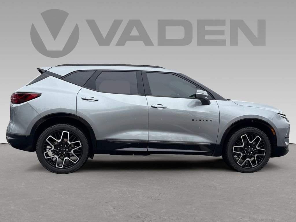 Used 2023 Chevrolet Blazer RS w/ Driver Confidence II Package image 6
