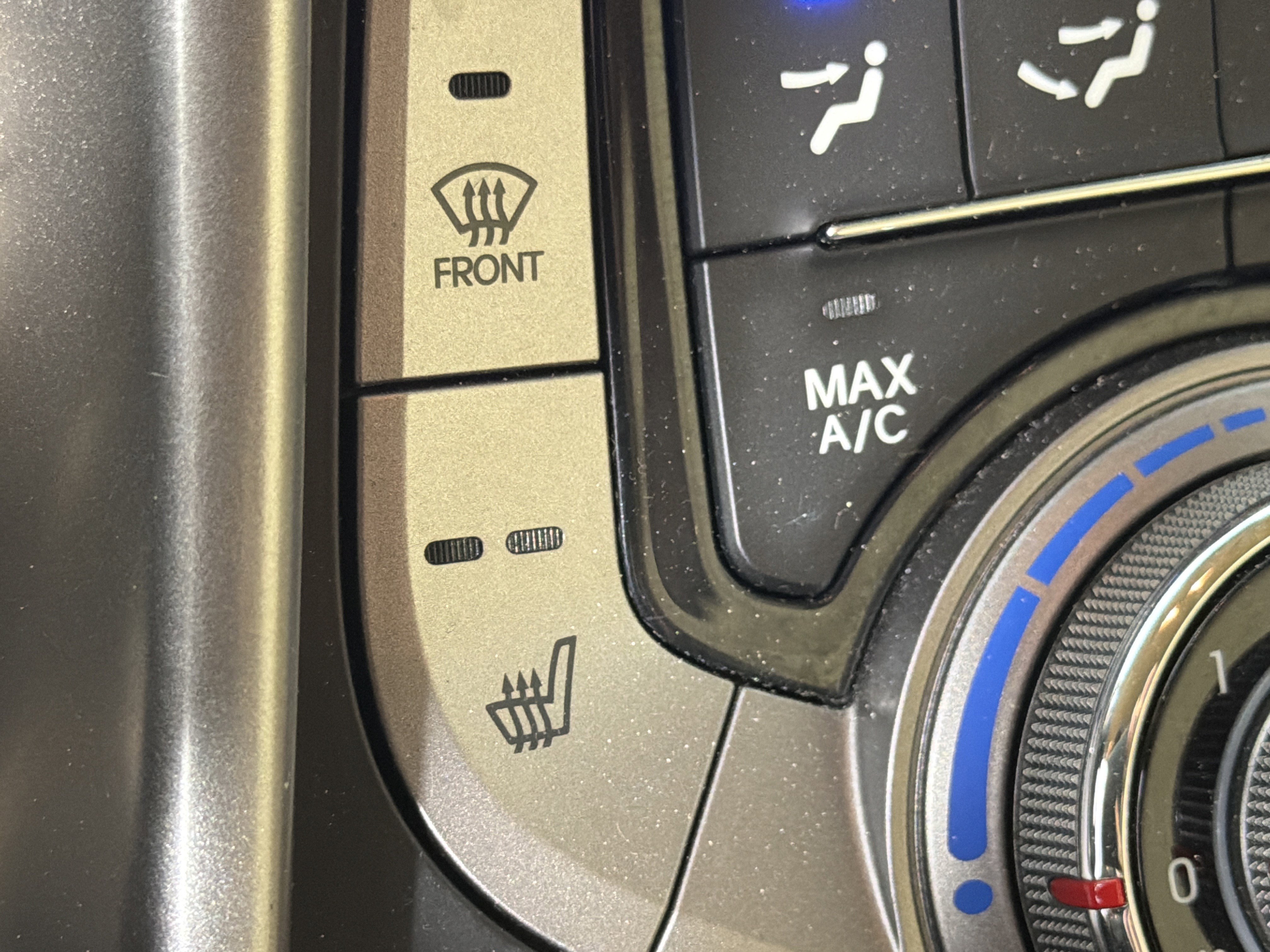 Used 2013 Hyundai Elantra GLS w/ Preferred Pkg FWD image 6